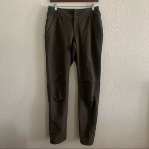 REI RECULAR FIT TRAIL PANTS